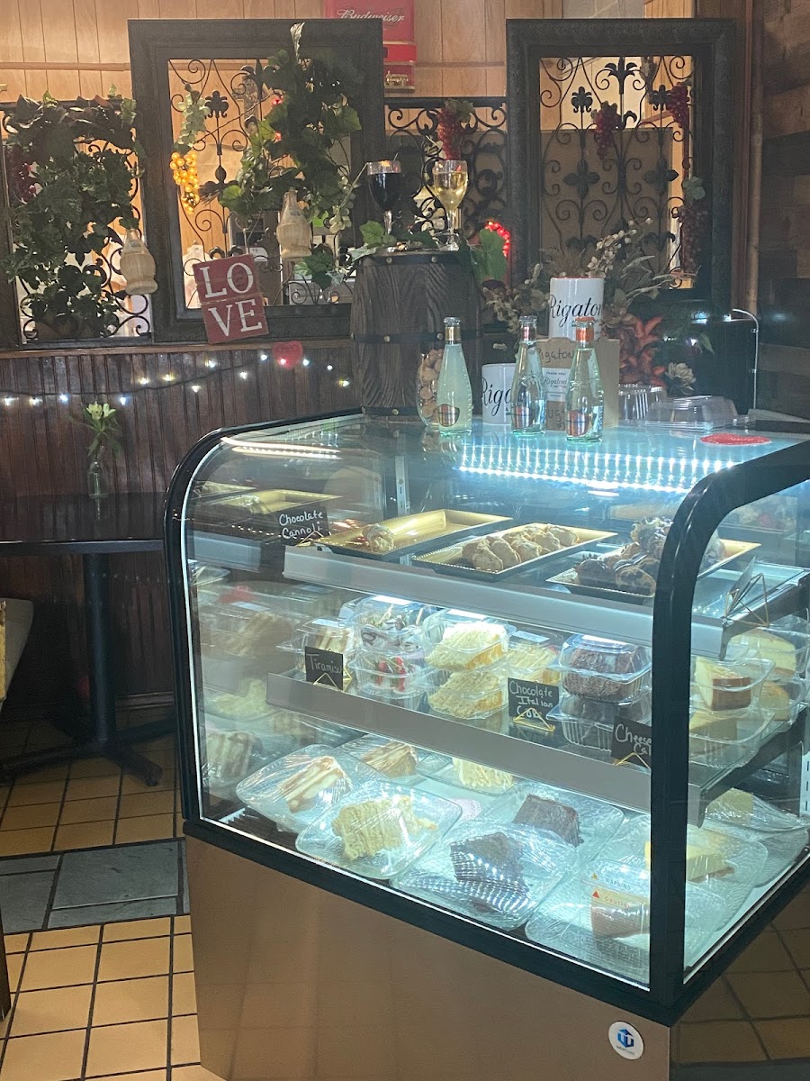 Rigatoni's Italian Restaurant